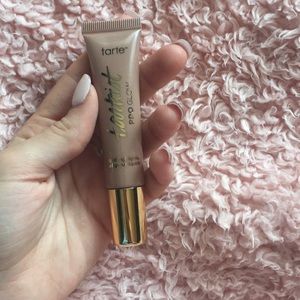 Tarte pro glow liquid highlight shade sparkler!